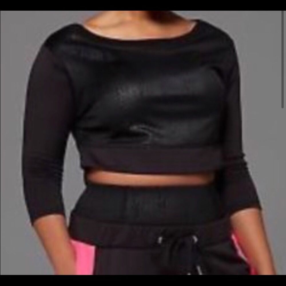 🥃Last Price Drop🥃Livi active crop top